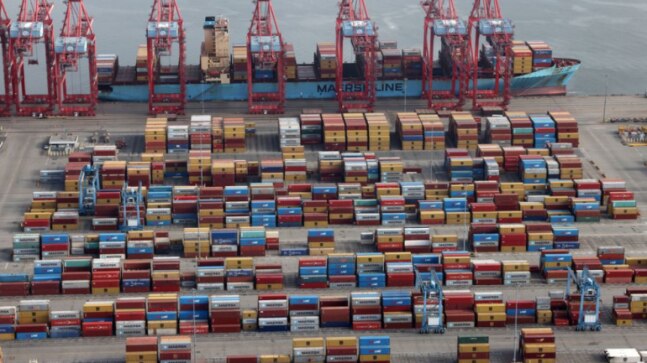 Supply chain crisis hits world economy as companies face higher input costs