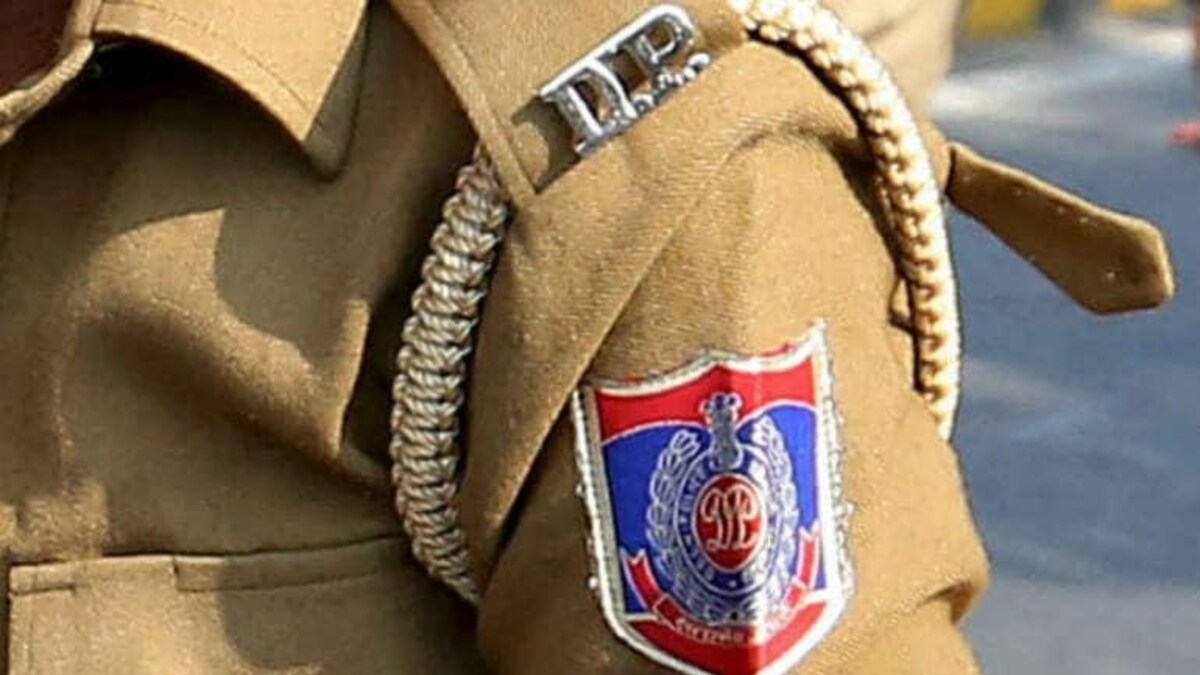 6 Delhi Police personnel awarded Home Minister's medal for excellence in investigation for 2021 - India News