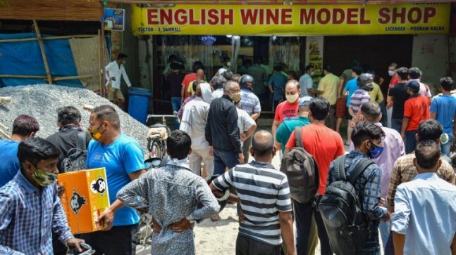 Drinking age has nothing to do with drunken driving: Delhi govt defends new policy in HC