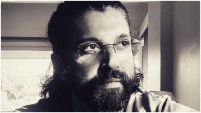 Farhan Akhtar congratulates India women's hockey team, deletes tweet, screenshot goes viral