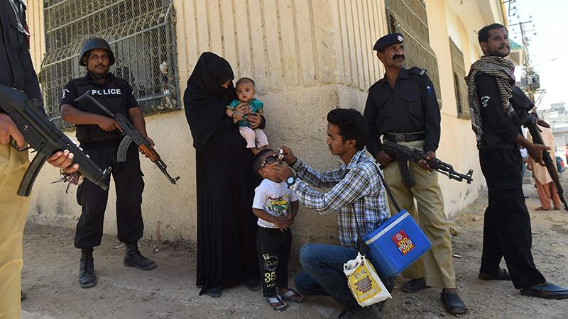 Policeman escorting polio workers killed in Pakistan Pakistan, Khyber Pakhtunkhwa, police constable killed, shot dead, polio worker, pakistan polio worker, police, Peshawar, 5 day vaccination drive in pakistan, polio