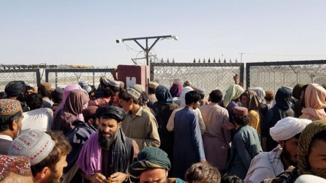 No new camps for Afghan refugees at border, says Pakistan minister