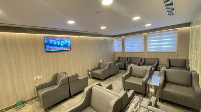 Executive lounge opened at New Delhi Railway Station with WiFi, TV, recliners and more | See Pics