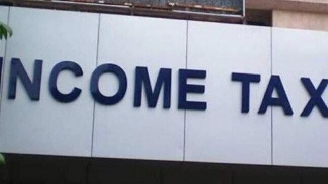 I-T dept raids Delhi-based synthetic yarn maker, uncovers Rs 380 crore in undeclared income