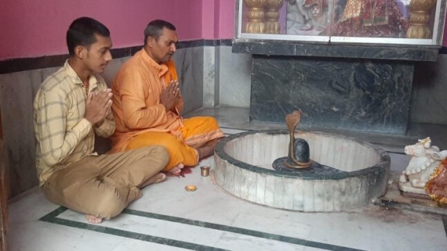 Son of poor priest cracks JEE purely with self-study