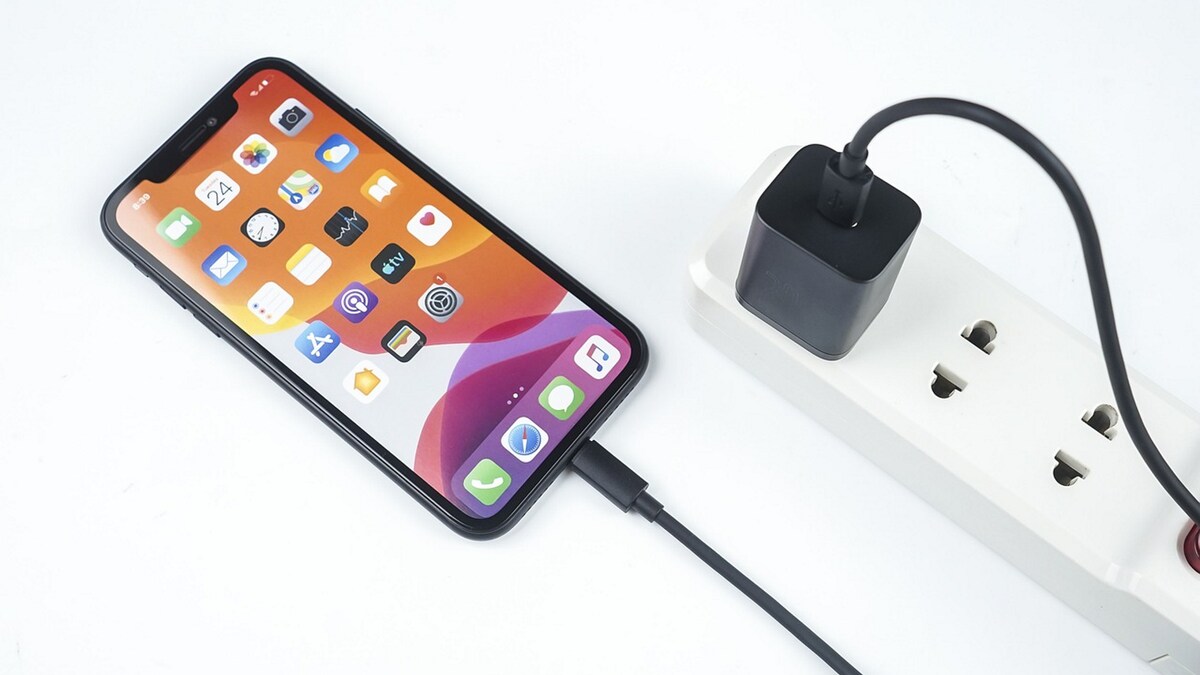 Europe Plans To Make Usb C Port Mandatory On Iphone Other Devices Technology News Europe Plans To Make Usb C Port Mandatory On Iphone Other Devices Technology News