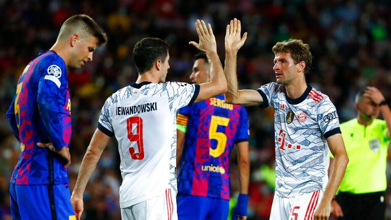 Robert Lewandowski, Thomas Muller on target as Bayern Munich stroll to 3-0 win over Barcelona - Sports News