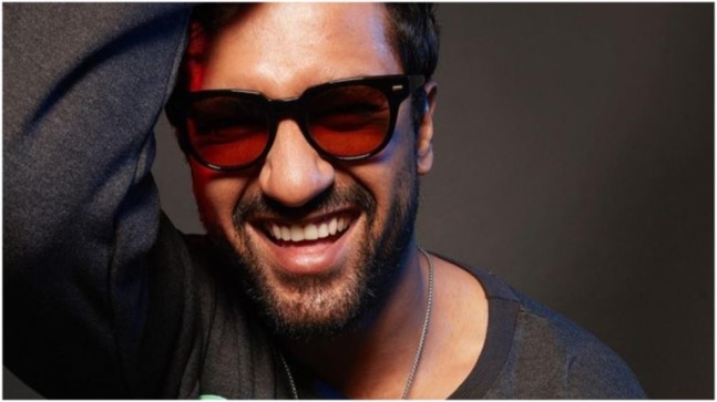 Vicky Kaushal’s expression after nailing flip bottle challenge is pure style. Watch