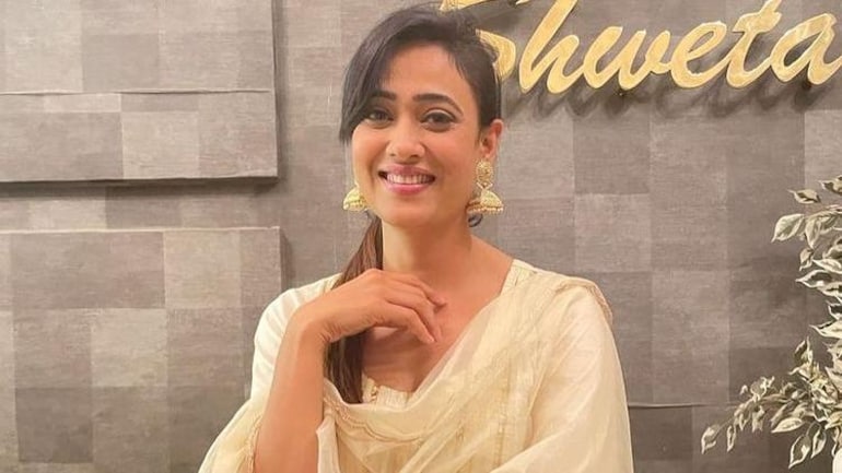 Shweta Tiwari hospitalised due to weakness, to be discharged soon - Television News
