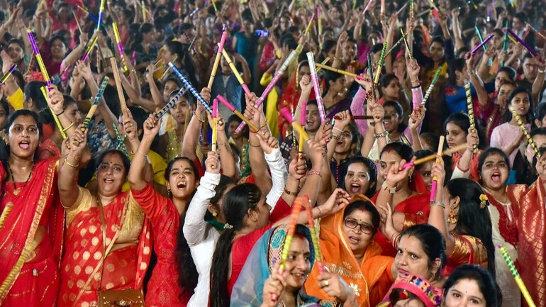Garba not allowed, physical darshan permitted during Navratri festival in Mumbai - Cities News