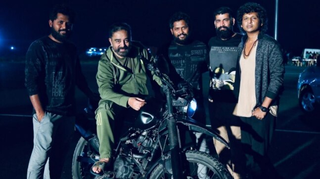 Kamal Haasan wraps up second schedule of Lokesh Kanagaraj's Vikram. See new pic with team