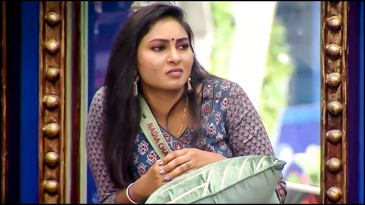 பிக்பாஸ் வாரம் 2 வெளியேறினார் மலேசிய மாடல் அழகி நாடியா சாங் 2 Reportedly, Nadia CHang has been eliminated from Bigg Boss Tamil Season 5.