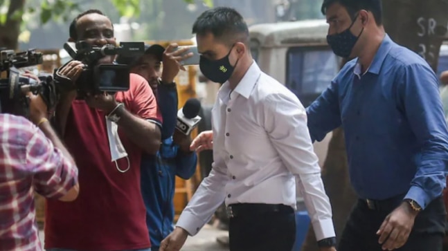 NCB team led by Dy DG Gyaneshwar Singh to head to Mumbai tomorrow for vigilance probe against Sameer Wankhede