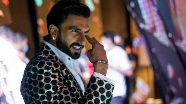 Ranveer Singh gifts lady police constable a pair of running shoes on The Big Picture
