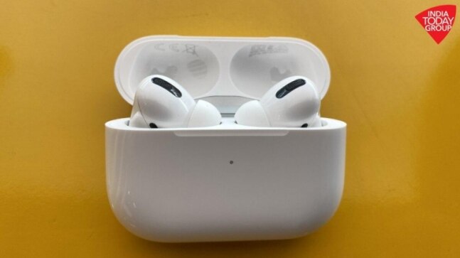 Apple AirPods 3 with AirPods Pro design may launch alongside M1X MacBook Pro at October 18 event