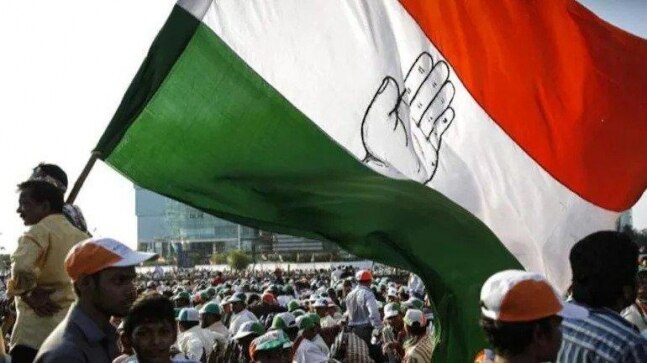 Maharashtra: Former Nanded MP Khatgaonkar quits BJP, joins Congress