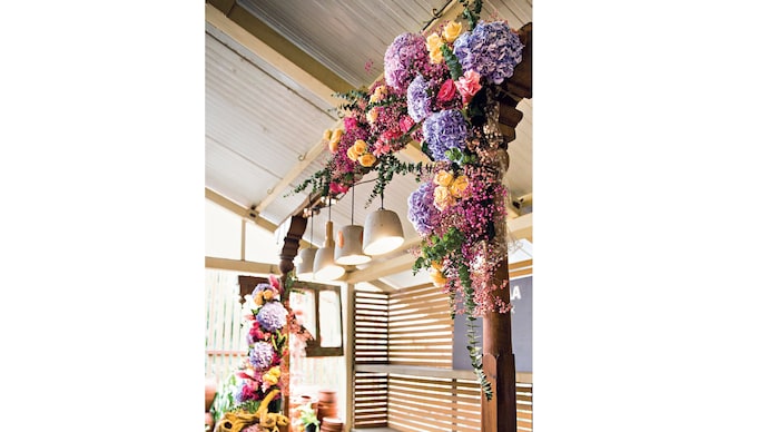 Meghaa Modi | Founder, FlowerBox, Bangalore
Floral decor arrangements to cheer up your home