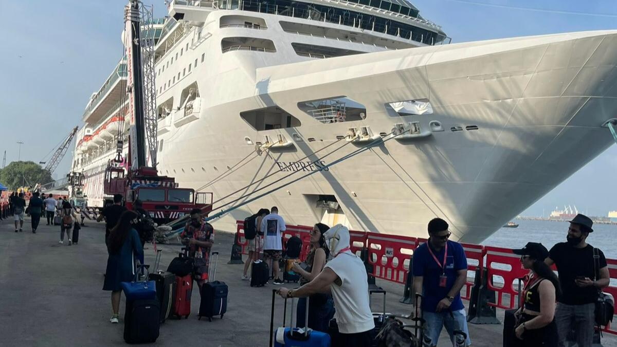 Mumbai Cruise Drug Bust Mobile Numbers Of Hollywood Actors Found In Chats Of Accused Say Sources India News