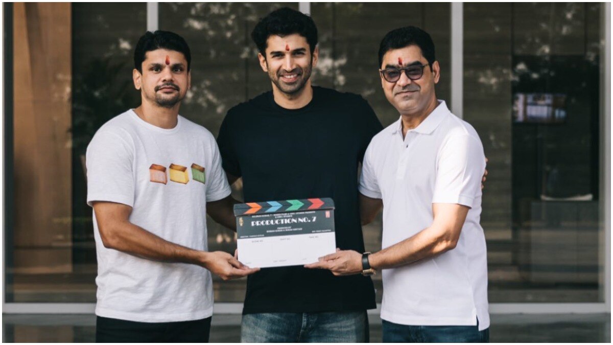 Aditya Roy Kapur begins filming Hindi remake of Thadam on Dussehra