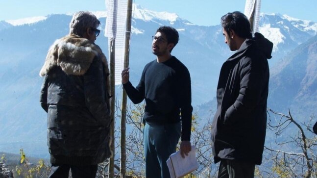 Ranbir Kapoor, Big B feature in Ayan’s ‘flashes of time’ post from Brahmastra sets. Fans are excited