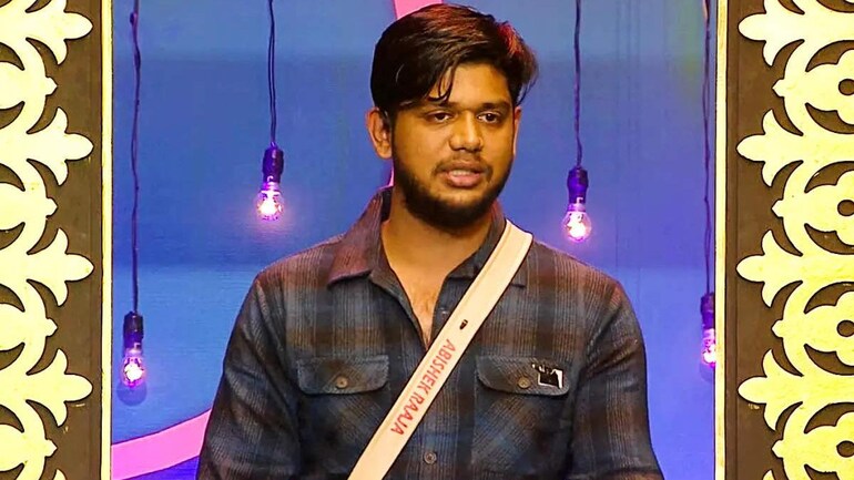 பிக்பாஸ் வாரம் 7 வெளியேறினார் கானா பாடகி இசைவாணி..! 2 Abishek Raaja is back on Bigg Boss Tamil Season 5 as wildcard contestant. Watch - Television News
