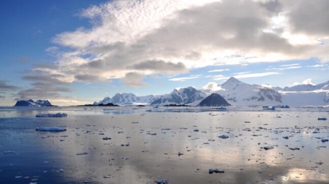 Nine Antarctic glaciers that lost 300 gigatonnes of ice named after climate summits - Vimarsana News
