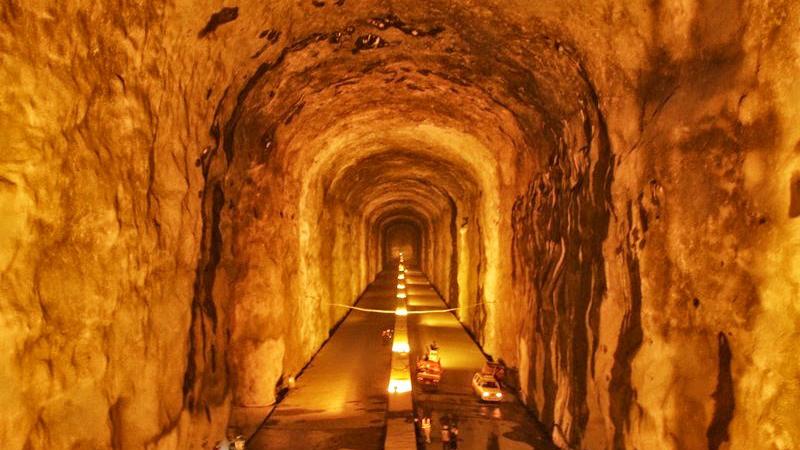 ತೈಲ ಬಿಕ್ಕಟ್ಟು ಉಂಟಾದರೆ ದೇಶ ರಕ್ಷಣೆಗೆ ಉಡುಪಿ–ಮಂಗಳೂರು ಸಿದ್ಧ: ಹೋರ್ಮುಜ್ ಜಲಸಂಧಿ ಬಿಕ್ಕಟ್ಟಿನ ನಡುವೆ ಭಾರತಕ್ಕೆ ಕೇಂದ್ರದ ಭರವಸೆ....! Image