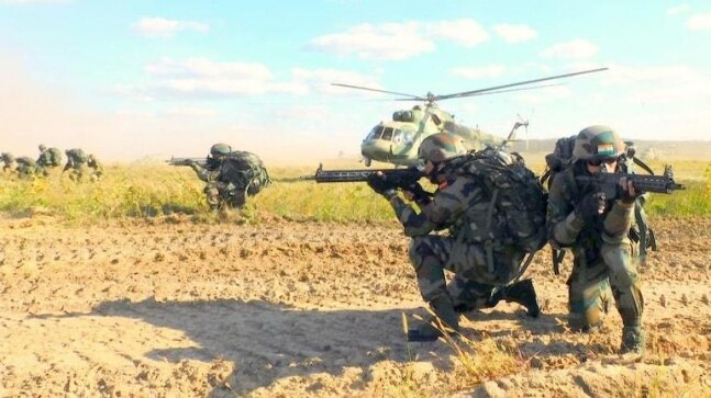 30,000 soldiers take part in military drill for future warfare