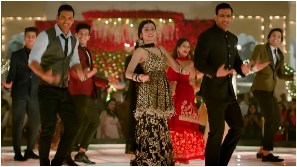 Lehenga Padd Gaya Mehenga Lyrics | Song lyrics, Songs, Lyrics