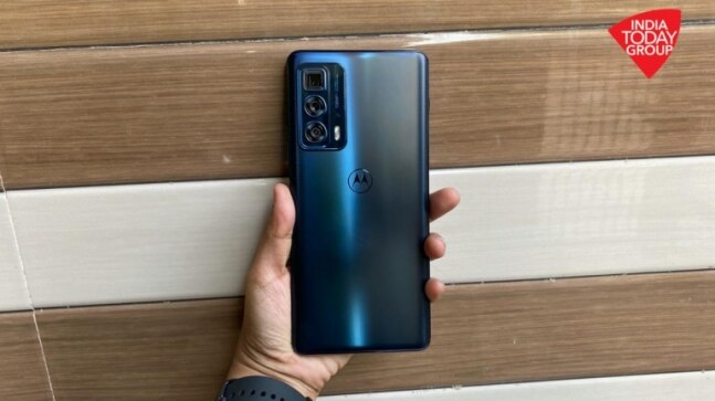 Flipkart Mobile Bonanza sale: Motorola Edge 20 Pro, Edge 20, Moto 60 available with bank offers, discounts