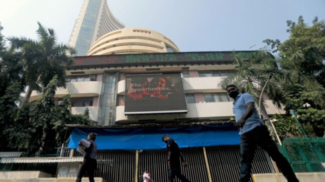 Sensex, Nifty rise ahead of GDP data; IT stocks gain - Vimarsana News