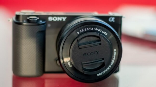 Sony Alpha ZV-E10 review: Pocket-friendly vlogging solution, literally - Vimarsana News