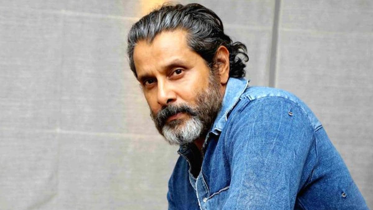 Chiyaan Vikram tests Covid positive, actor in home quarantine ...