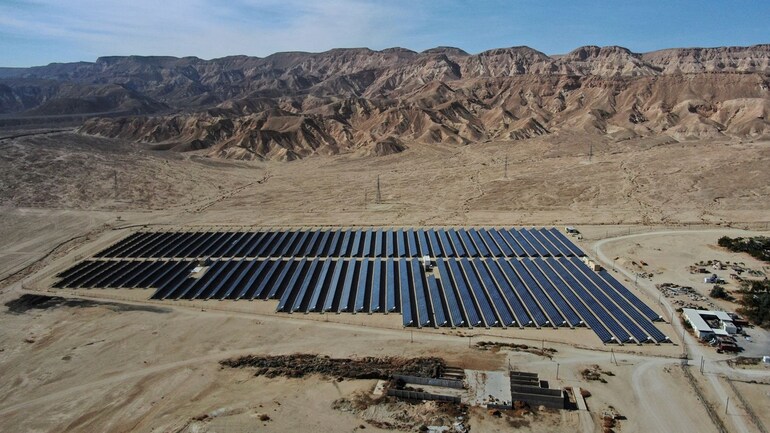 Israeli firm uses air and water to store solar energy for