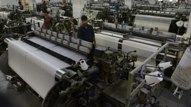Why the textile industry is in a bind - Vimarsana News