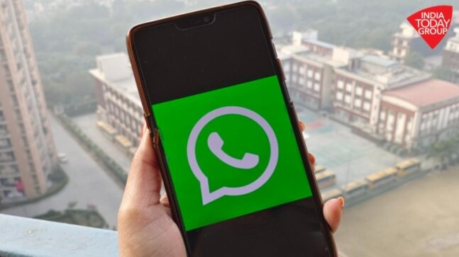 WhatsApp may add animation effect to heart emojis within chats - Vimarsana News