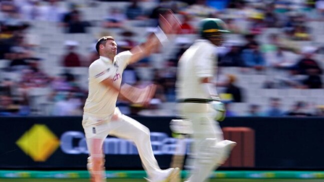 The Ashes: James Anderson 'dissapointed' by England losing 4 wickets after spirited bowling performance