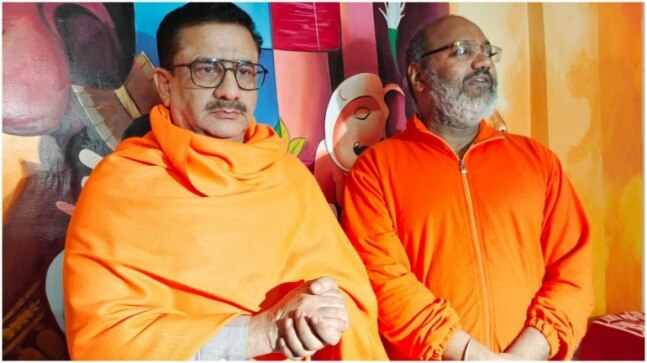 Former UP Shia Waqf Board chief Wasim Rizvi converts to Hinduism