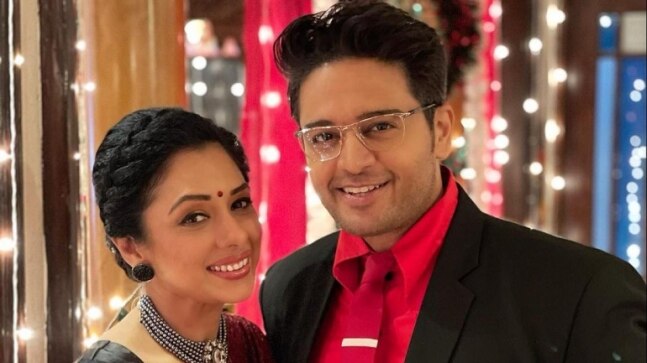 Anupamaa's Rupali Ganguly and Gaurav Khanna dance to Gerua in new reel. Watch