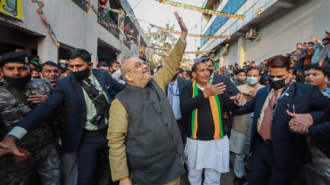 Amit Shah holds door-to-door campaign in Mathura, Greater Noida - Vimarsana News