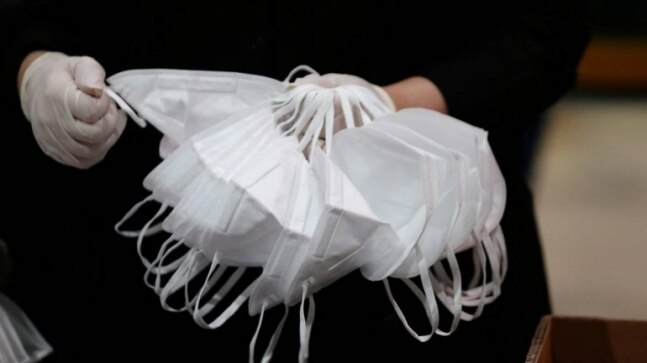 US CDC urges Americans to wear 'most protective mask you can' - Vimarsana News