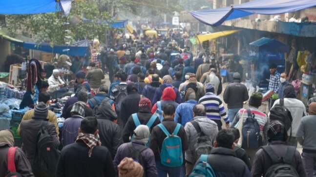 Delhi shivers at 8.5 deg C, max temperature also dips