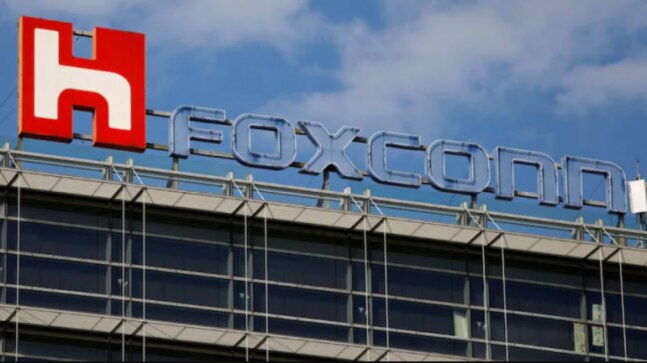 Foxconn iPhone plant in India set to reopen on January 12 after weeks of shutdown - Vimarsana News