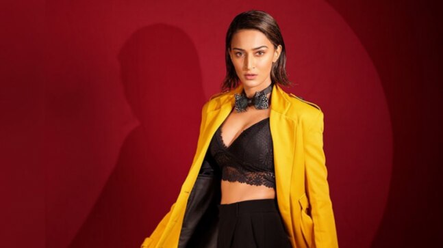 Erica Fernandes returns home after recovering from Covid, says feels good to be back