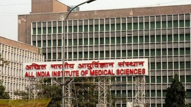 AIIMS stops speciality clinics, OPD services to function with restrictions amid Covid surge - Vimarsana News