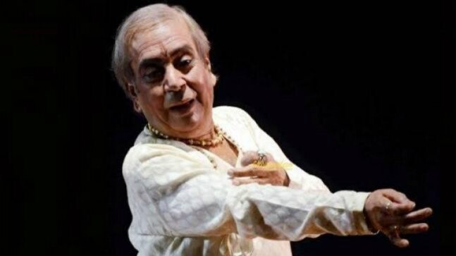 'An irreparable loss': PM Modi, others condole passing of doyen of kathak, Pandit Birju Maharaj