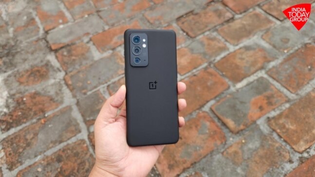 OnePlus 9RT first impressions: Another signature OnePlus device for you - Vimarsana News