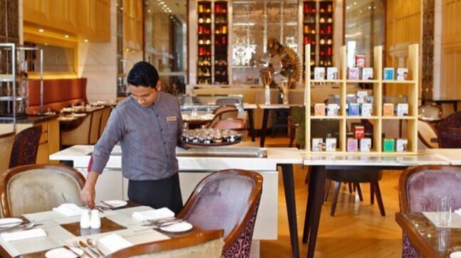 India's services growth slows in December, inflation pressures persist