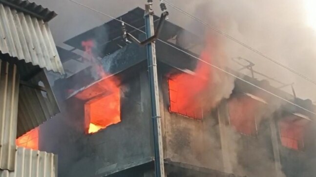 3 dead as massive fire engulfs printing and dyeing mill in Gujarat's Surat - Vimarsana News