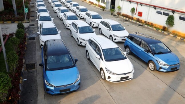 First batch of BYD e6 electric MPV delivered to customers in India - Vimarsana News